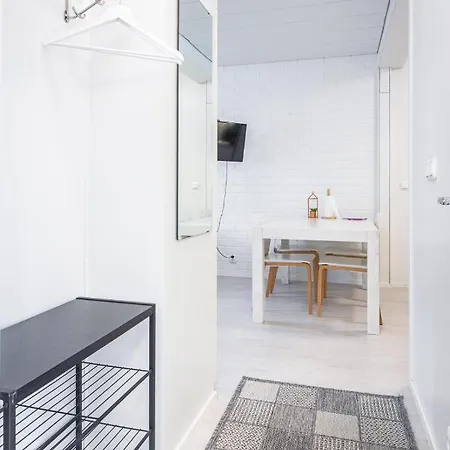 Apartament Tuurin Yoesaeiloe